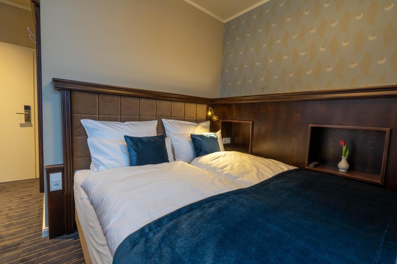 Logis Hotel Quartier 5, Saechsische Schweiz, Mit Restaurant, Cafe & Bar 卡劳特格瑞斯赫 外观 照片